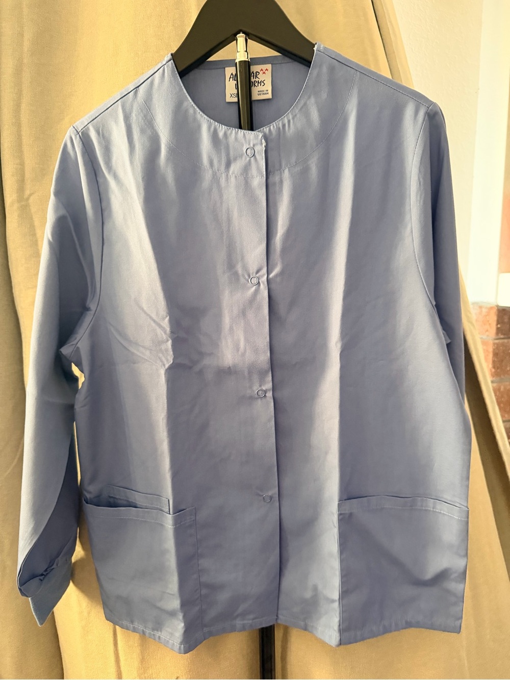 AllStar Scrub Jacket Ciel Blue XS - brand new 
Length- 23.5in
Width- 38in